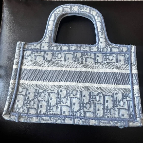 Dior Gray and Cream Designer Tote - Picture 2 of 7